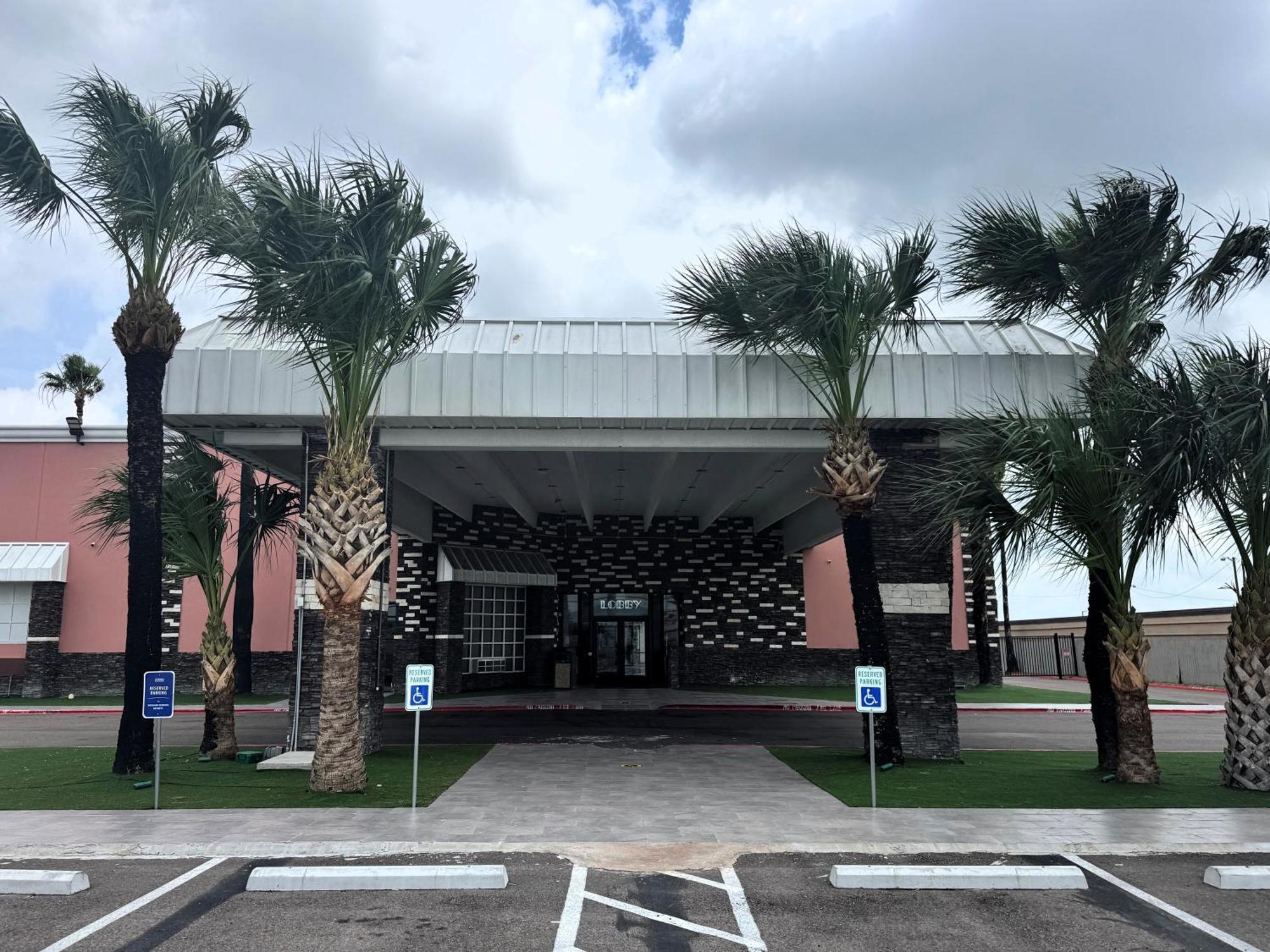 Отель Super 8 By Wyndham Corpus Christi Airport Экстерьер фото