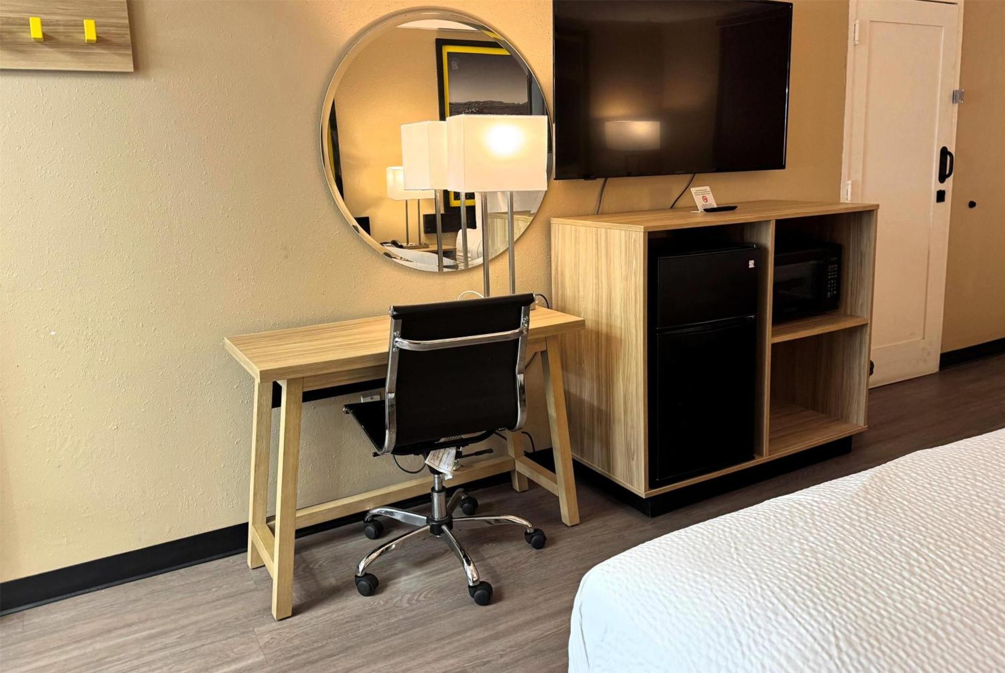 Отель Super 8 By Wyndham Corpus Christi Airport Экстерьер фото