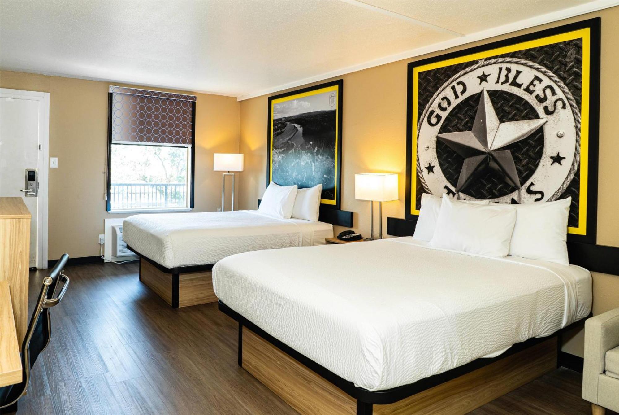 Отель Super 8 By Wyndham Corpus Christi Airport Экстерьер фото